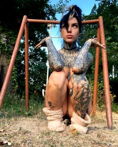Inked Girl © Diana Madness.